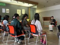 A科OB.OG展示作者と生徒会・交流会